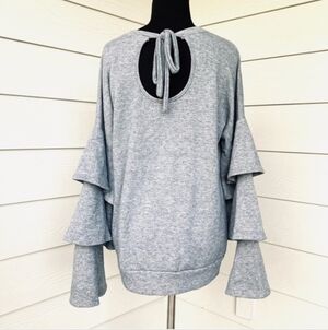Elegant Heather Gray Ruffle Sleeve Sweatshirt